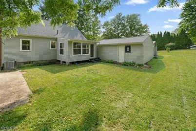 2134 Plymouth Drive, Uniontown, OH 44685 - Photo 7