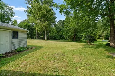 2134 Plymouth Drive, Uniontown, OH 44685 - Photo 9