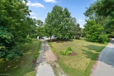 2134 Plymouth Drive, Uniontown, OH 44685 - Photo 19
