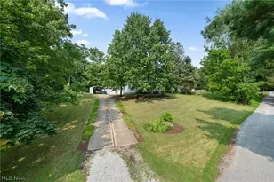 2134 Plymouth Dr, Uniontown, OH 44685 - Photo 19