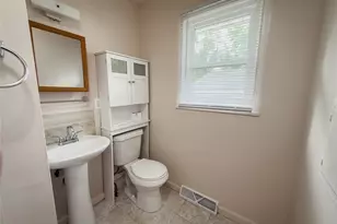 890 Independence Ave, Akron, OH 44310 - Photo 11