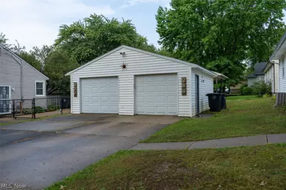 890 Independence Avenue, Akron, OH 44310 - Photo 3