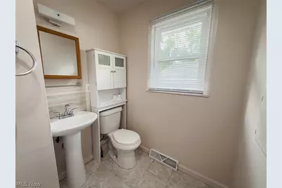 890 Independence Avenue, Akron, OH 44310 - Photo 13