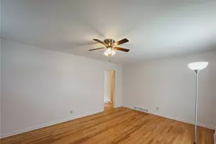 890 Independence Ave, Akron, OH 44310 - Photo 5
