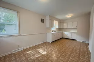 890 Independence Ave, Akron, OH 44310 - Photo 7