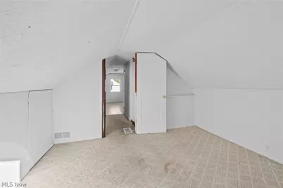 1427 E Broad, Louisville, OH 44641 - Photo 11