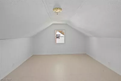 1427 E Broad, Louisville, OH 44641 - Photo 9