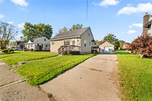 1427 E Broad, Louisville, OH 44641 - Photo 33