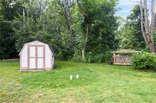 2607 Berry Rd, Akron, OH 44320 - Photo 23
