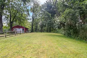 2607 Berry Rd, Akron, OH 44320 - Photo 25