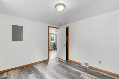 2607 Berry Road, Akron, OH 44320 - Photo 15