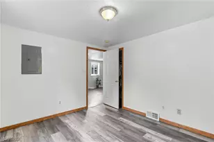 2607 Berry Rd, Akron, OH 44320 - Photo 15
