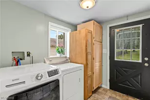 2607 Berry Rd, Akron, OH 44320 - Photo 19