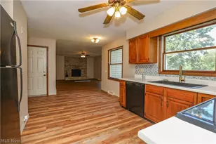 1164 Hartville Rd, Atwater, OH 44201 - Photo 9