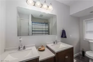 366 Palm Ave, Akron, OH 44301 - Photo 23
