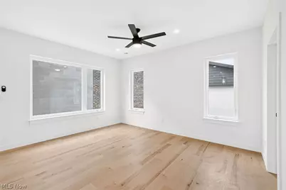 1352 W 78th Street, Loveland, OH 44102 - Photo 5