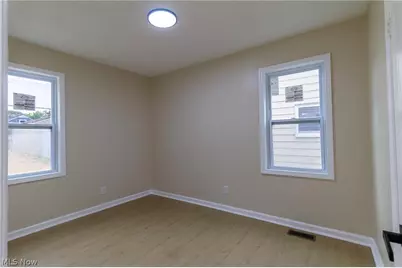 12514 Firsby Avenue, Loveland, OH 44135 - Photo 21