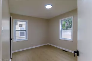 12514 Firsby Ave, Loveland, OH 44135 - Photo 17