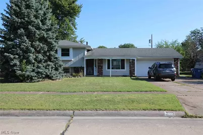 2200 W 37th Street, Lorain, OH 44053 - Photo 1