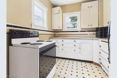 504 Gage Street, Akron, OH 44311 - Photo 29