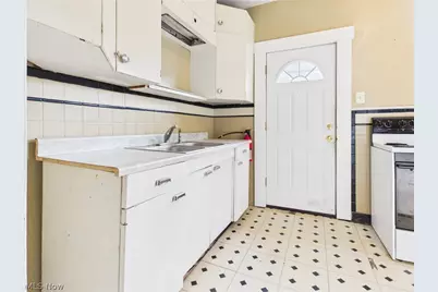 504 Gage Street, Akron, OH 44311 - Photo 27