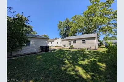 322 Pasadena Avenue, Elyria, OH 44035 - Photo 15