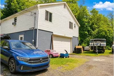 600 Marshall Turrin Drive SE, New Philadelphia, OH 44663 - Photo 3