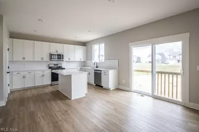 821 Colesbourne Circle, Green, OH 44685 - Photo 13