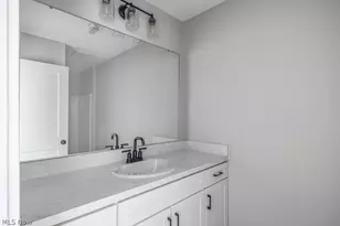 821 Colesbourne Circle, Green, OH 44685 - Photo 15