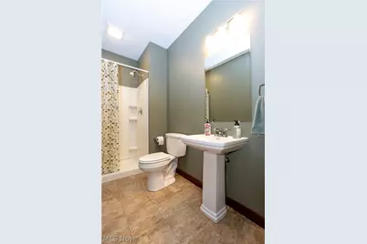 212 Cardington Lane, Burbank, OH 44214 - Photo 33