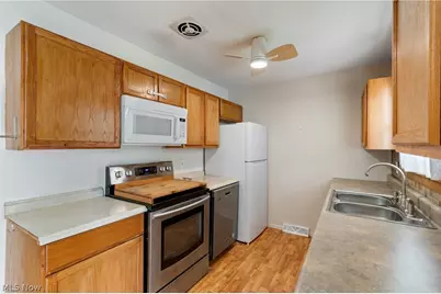 2956 Stockton Street, Akron, OH 44314 - Photo 11