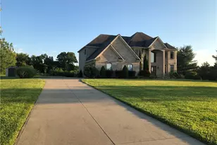5168 Roxanne Ln, Brunswick, OH 44212 - Photo 5