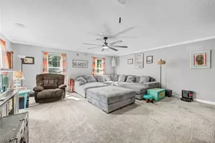 2049 N Park Ln, Roaming Shores, OH 44084 - Photo 11