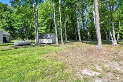 2049 N Park Lane, Roaming Shores, OH 44084 - Photo 45