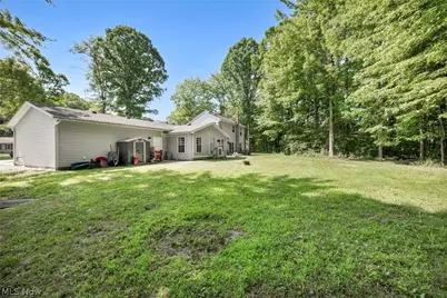 2049 N Park Lane, Roaming Shores, OH 44084 - Photo 43