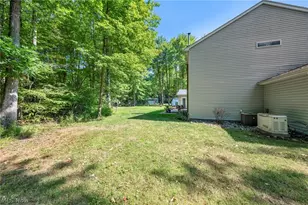 2049 N Park Ln, Roaming Shores, OH 44084 - Photo 43