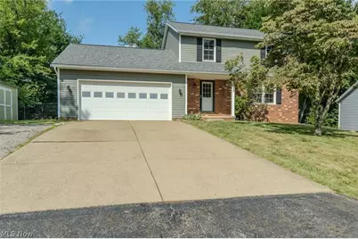 203 Albany Drive NW, Canton, OH 44708 - Photo 5
