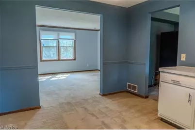 203 Albany Drive NW, Canton, OH 44708 - Photo 21