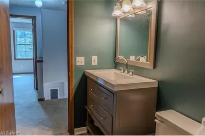 203 Albany Drive NW, Canton, OH 44708 - Photo 29