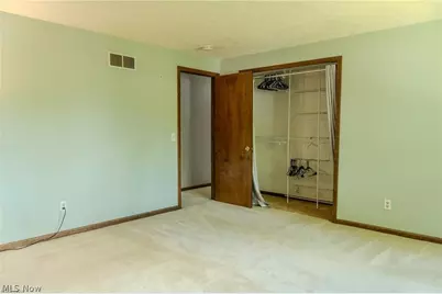 203 Albany Drive NW, Canton, OH 44708 - Photo 37