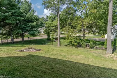 203 Albany Drive NW, Canton, OH 44708 - Photo 11