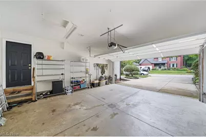 1970 Cherrywood Lane, Akron, OH 44312 - Photo 35