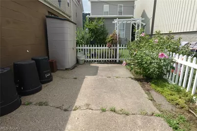 808 S Zane Hwy, Martins Ferry, OH 43935 - Photo 19