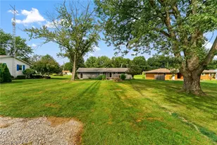 695 S 15th St, Sebring, OH 44672 - Photo 31