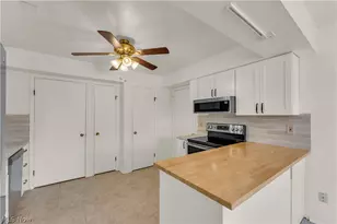 805 Tollis Pkwy, Grandview Heights, OH 44147 - Photo 9