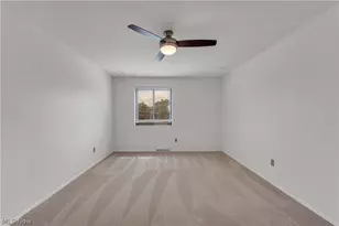 805 Tollis Pkwy, Grandview Heights, OH 44147 - Photo 17