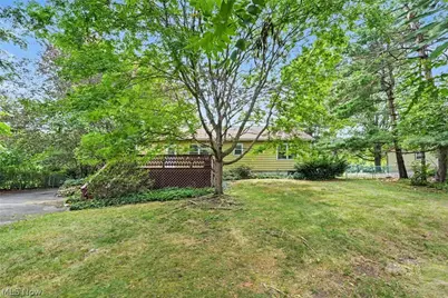 10745 Johnnycake Ridge Road, Concord Twp, OH 44077 - Photo 15