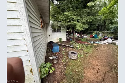 3028 Douglas Street, Ravenna, OH 44266 - Photo 7