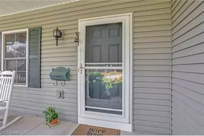 22 Garfield Avenue, New Concord, OH 43762 - Photo 5