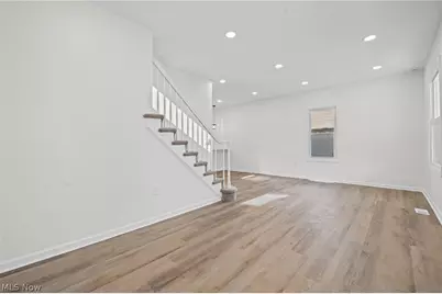 12028 Wade Park Avenue, Loveland, OH 44106 - Photo 7
